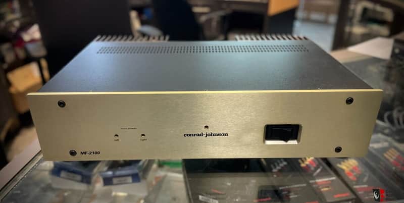 conrad-johnson MF 2100 Power Amplifier - Fully Restored / Recapped (Original Box - New Price)