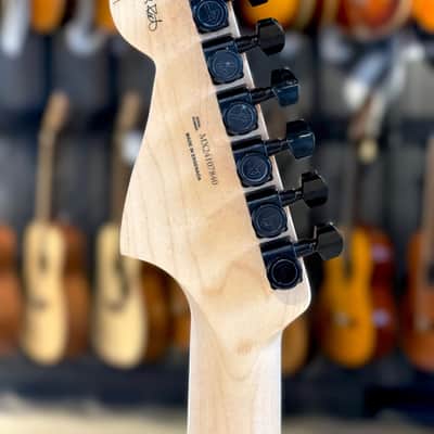 FENDER Jim Root Jazzmaster V4 Arctic White image 7