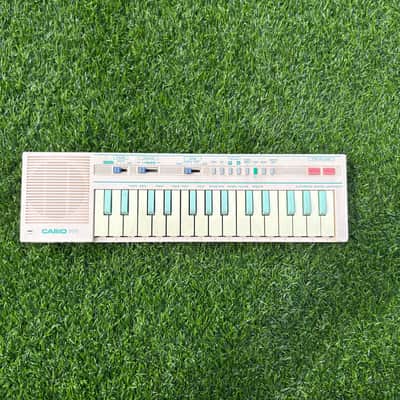 Casio PT-1 29-Key Mini Synthesizer 1982 - 1988  Ultra Rare Pastel Pink & Teal Vintage 1988 Cult Status