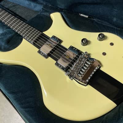 Vigier Arpège 1986 - Carbon fiber and white image 2