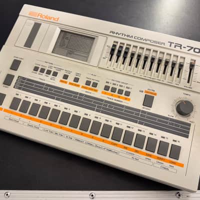 Roland TR-707 Rhythm Composer Drum Machine
