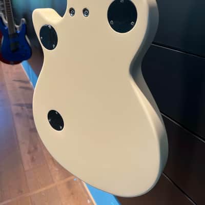 Gretsch Streamliner Jet Club Single-Cut with Wraparound Vintage White image 7