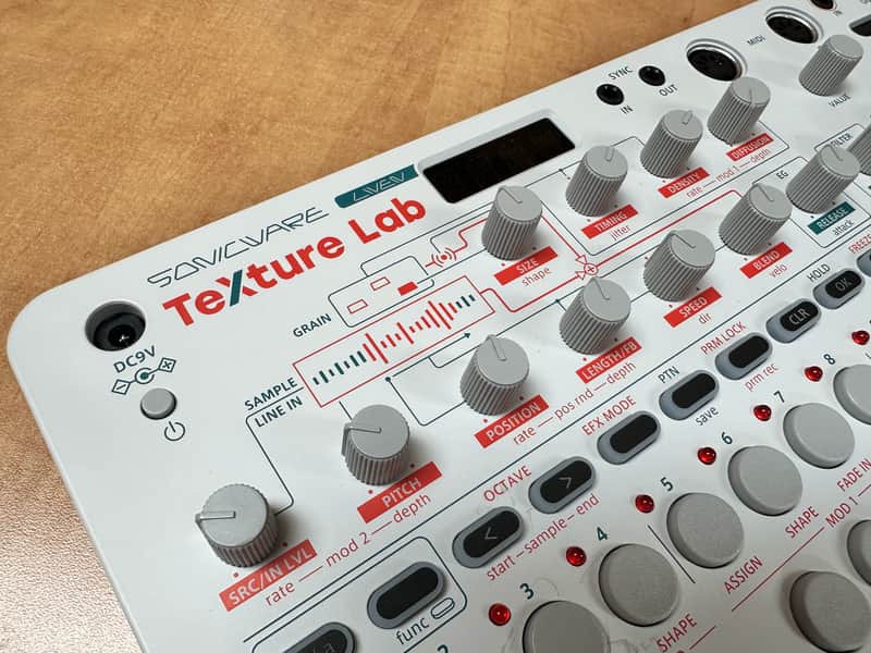 Sonicware Liven Texture Lab 27-Key Sampling Groovebox 2023 - Present - Silver image 1