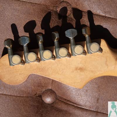 1988 Fender Pro Feel Series - STR70 Super Strat - E Serial - Made in Japan (Fujigen) - Pro Set Up w Perfect Frets/Action/Intonation! image 4