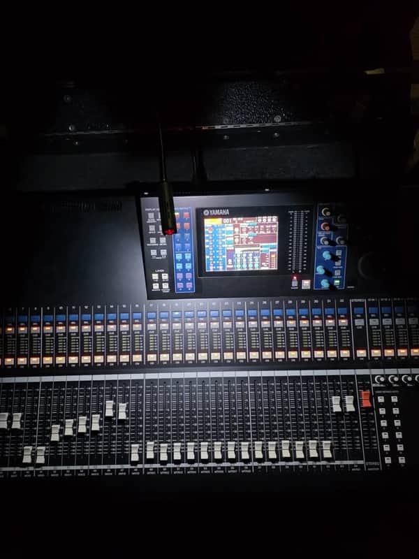 Yamaha LS9-32 DIGITAL MIXER, ROAD CASE WITH DOGHOUSE image 1
