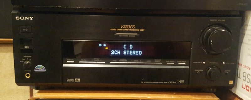 Sony V333ES image 1