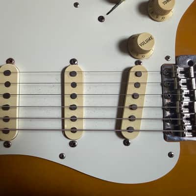 Fender American Vintage '56 Stratocaster 2013 2-Tone Sunburst image 4