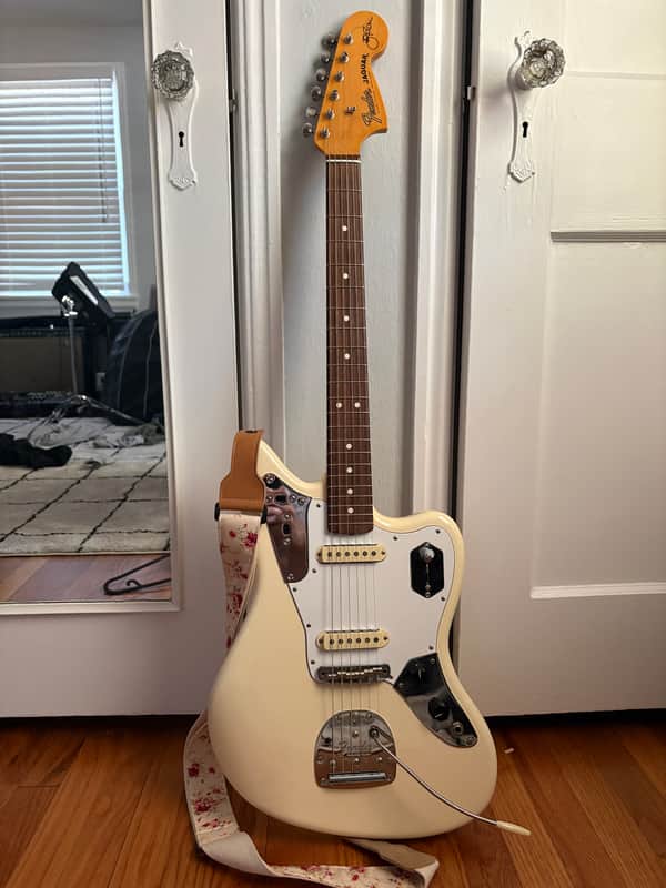Fender Johnny Marr Signature Jaguar 2012 - Present - Olympic White