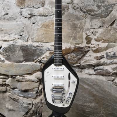 1967 Vox Phantom XII 12 String Black Original Case & Candy image 2