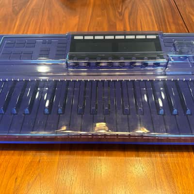 Native Instruments Komplete Kontrol S49 Mk2 25th Anniversary Edition in Ultraviolet Purple image 10