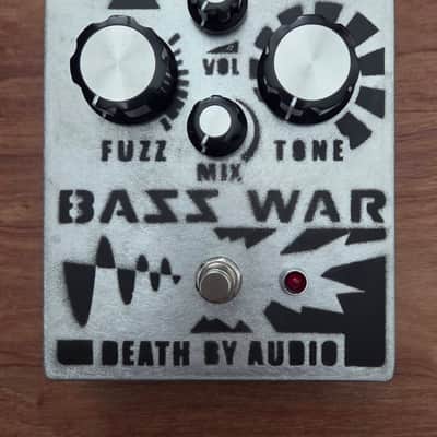 Death By Audio Bass War- Mint image 2