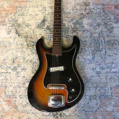 Silvertone 1405 (Teisco made) vintage guitar 1969 Redburst image 1