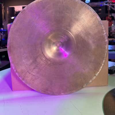 Zildjian Vintage Avedis 14 hi hat set USA We think 60’s or 70’s - Turkish image 3