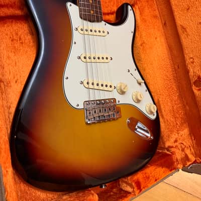 Light Relic Fender American Vintage II '61 Stratocaster 2024 - 3-Color Sunburst image 2