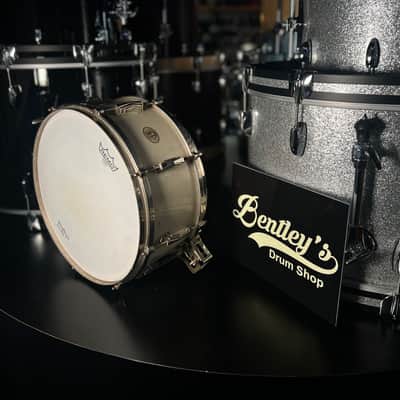 Vintage 1936 Ludwig & Ludwig 6.5x14" Super Solid 1ply Maple Snare Drum in White Duco & Nickel Plated Hardware image 3