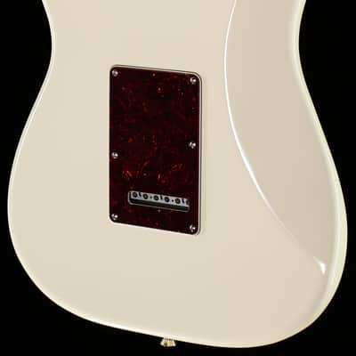 Fender American Professional II Stratocaster Maple Fingerboard Olympic White (851) image 2