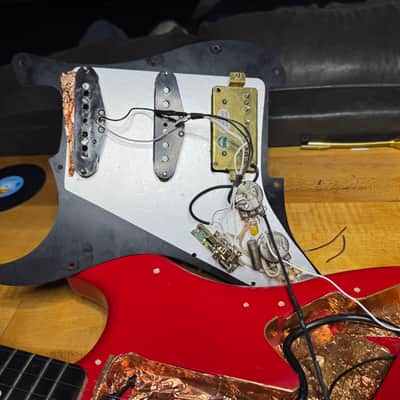 Optek Fretlight 400 with Fender Hard Case image 19