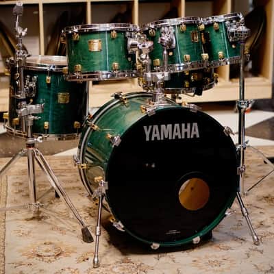 Yamaha Maple Custom Drum Set