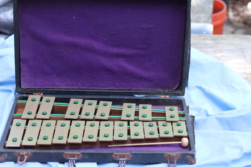 Vintage xylophone image 1