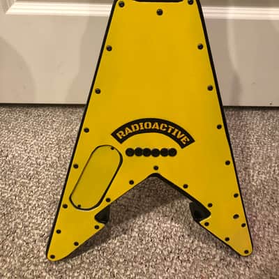 MetalShop Mini Flying V 2026 - Yellow image 4