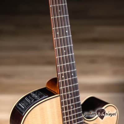 Takamine P5NC NEX Cutaway Guitar w/ Case – Natural image 5