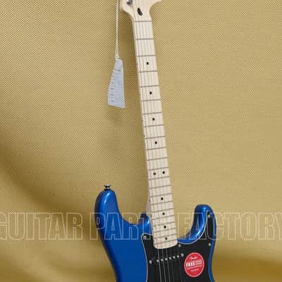 037-8003-502 Squier Affinity Series® Stratocaster®, Maple Fingerboard, Black Pickguard, Lake Placid Blue image 2