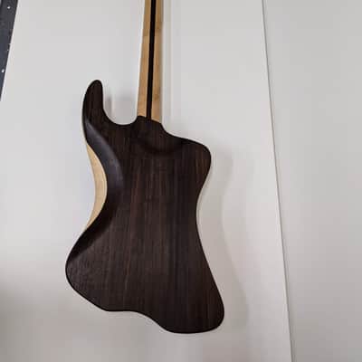 SomethingAwesome. Low30 Bass VI Wenge/Maple - Left Handed image 7