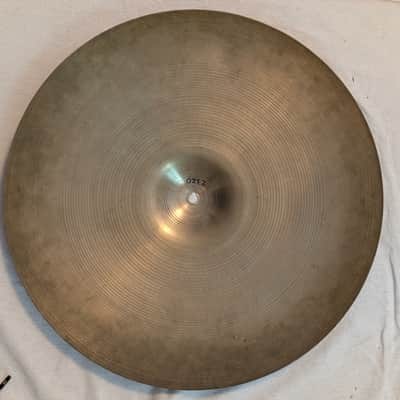 Zildjian Vintage Ride Cymbal 1960's 2320 Grams image 3