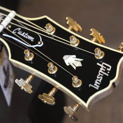 2018 Gibson Custom Shop SJ-200 Regal Jumbo Acoustic Guitar Sunburst + COA OHSC image 12