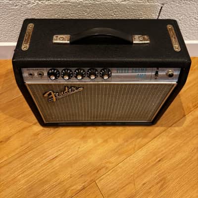 Fender Vibro Champ "Drip Edge" 6-Watt 1x8" Guitar Combo 1968 - 1969 Silverface image 2