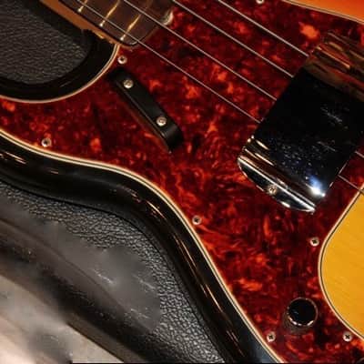 Left Handed Fender Precision Bass 1965 Sunburst image 7