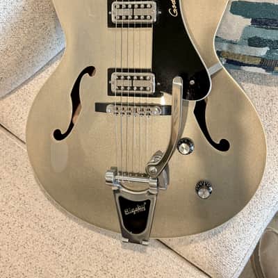 Godin limited Edition 5th Ave. Uptown with custom color and factory installed Bigsby. image 2