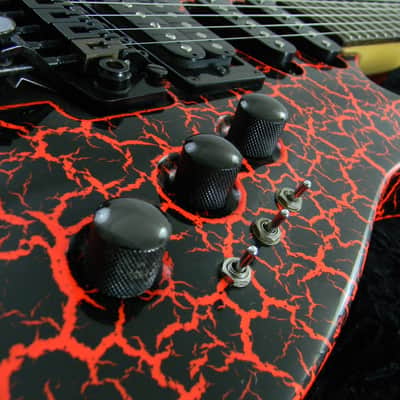 VESTER II MANIAC SERIES Circa 1991 Archtop Red Crackle Finish Body Neck Guitar Kramer Style image 3