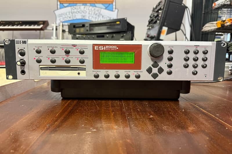 E-MU ESI-2000 Upgraded to ESI4000 OS With ZIP image 1