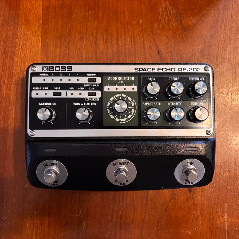 Boss RE-202 Space Echo