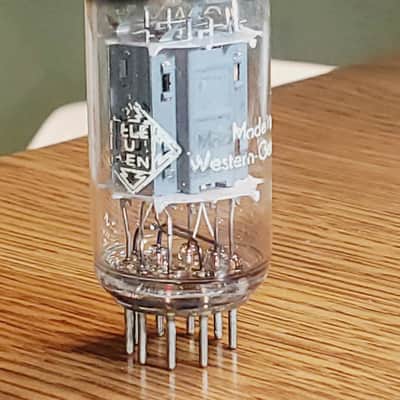 Tube Mazda 12AX7A ECC83 Plaqué Argent - Appairé - Comme NOS - Rare