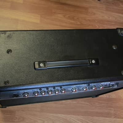 Immagine Line 6 Spider II 120 watt 2x10 - 5