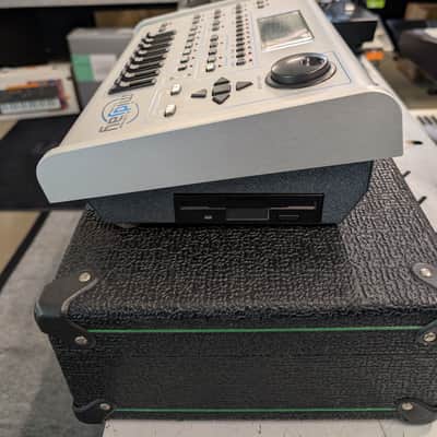 Ketron Midjay image 4