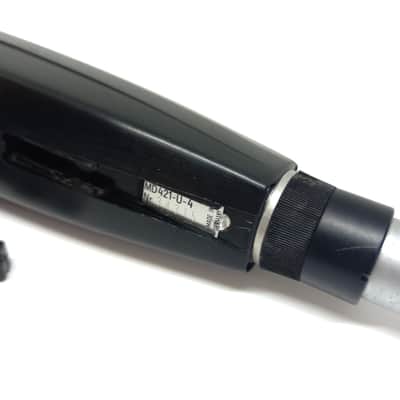 Vintage Sennheiser MD421-U-4 MD421 MD421-U4 Cardioid Dynamic Microphone - 1980s - With original microphone clip image 6