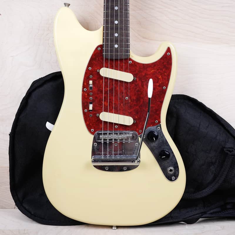 Fender MG-69 Mustang Reissue CIJ 1997 Yellow White Crafted in Japan w/ Bag