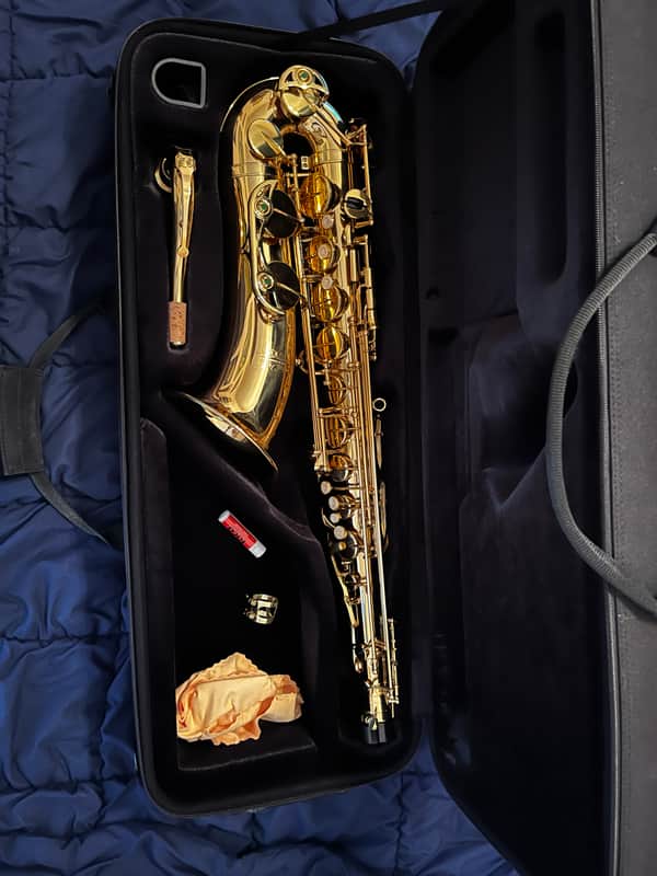 Jean Paul USA TS-400 Student Tenor Sax Outfit with Contoured Case