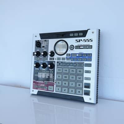 Roland SP-555 Sampler 2007 - 2013 - Gray image 2