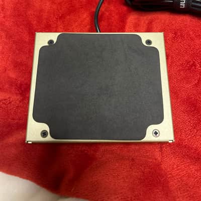 Behringer FS112T Footswitch 2010s - Gold image 3