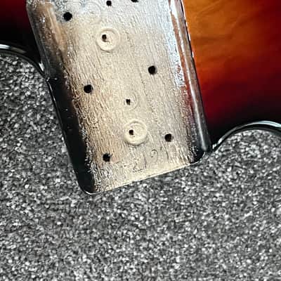 G&L Fullerton L-2500 Bass Body Empress Quilted Maple Top Sunburst image 2