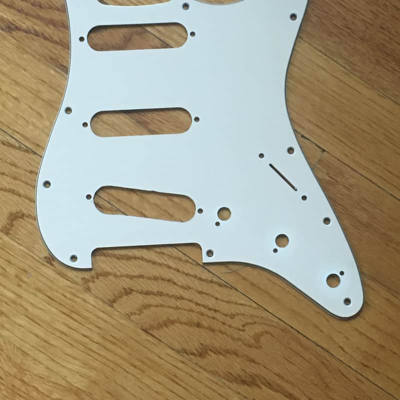 ? Custom Strat pickguard Relic cream