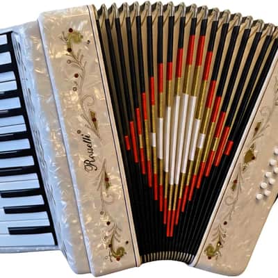 Rossetti 25-Key 12 Bass Button Piano Accordion in Key of G, White w/ Case image 5