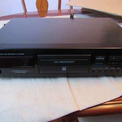 TEAC CD RW880 CD recorder in excellent condition with box image 1