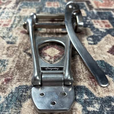 1960s Bigsby B12 Vintage Aluminum Vibrato Tailpiece For Arched Top Electric Guitars! image 2