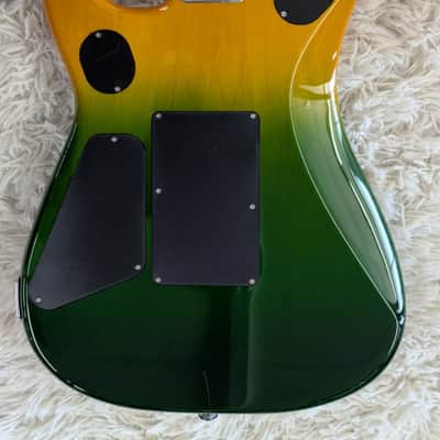 EVH 5150® Series Deluxe QM Series Electric Guitar , Baked Maple, Limeade Zest image 3
