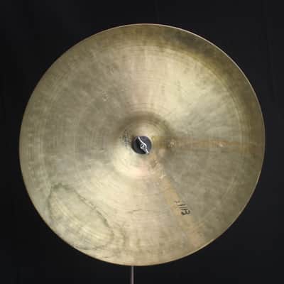 Vintage Zildjian 20" 1960's New Stamp Istanbul K Medium Ride - 1975g (video demo) image 2